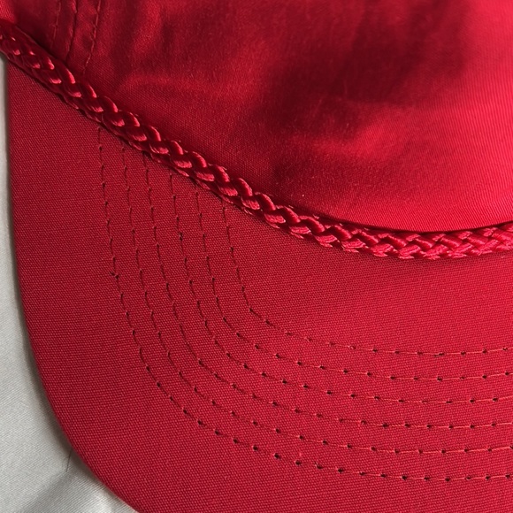 Kc Royal Queen gold rare vintage cap plain red i had 8 pcs available for sale - Picture 4 of 17